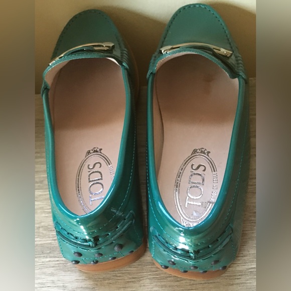 New Tod's Gommino Women's Loafers - Picture 6 of 7